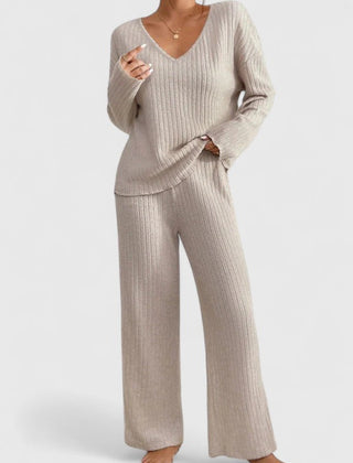 Angeline | Women's Two-Piece Set, V-Neck Sweater and Wide-Leg Ribbed Pants Loungewear