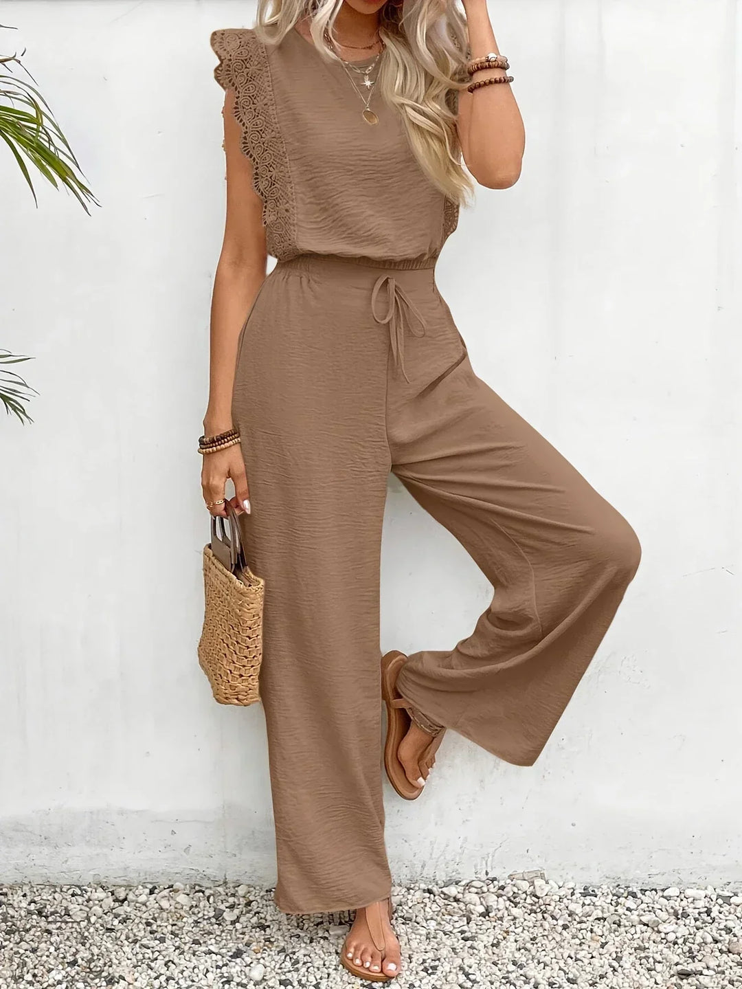 Conjunto Elegante Zella de Duas Peças | Blusa com Renda e Calça Pantalona