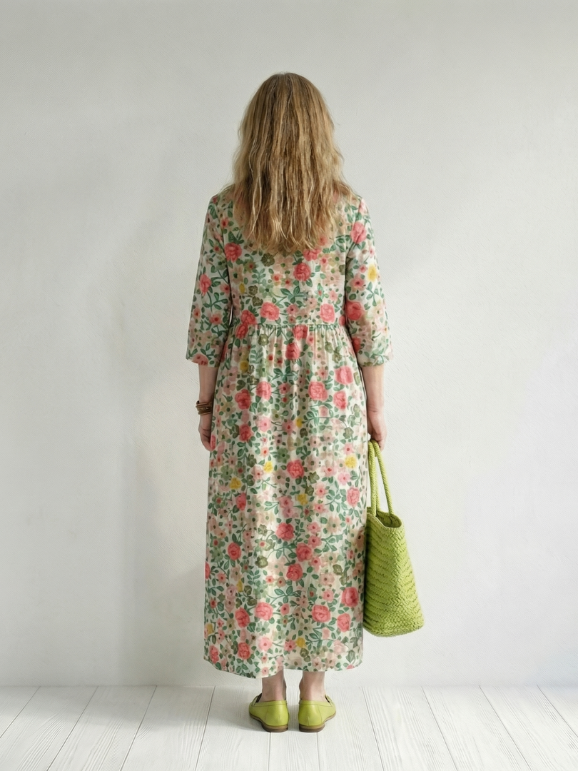 Colin | Vestido Midi com Estampa Floral Dispersa