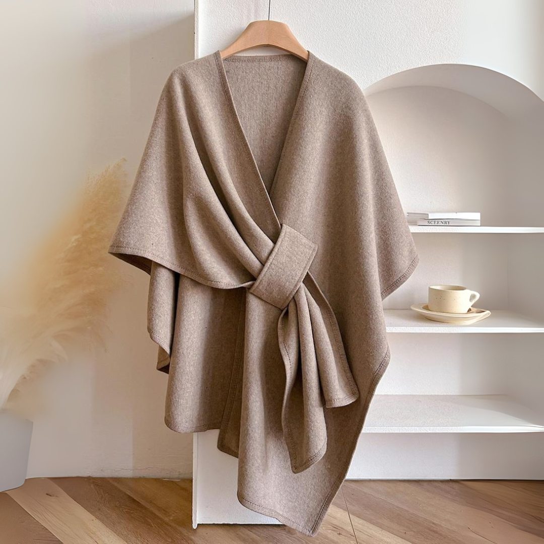 Auren Élise – Draped Fleece Shawl