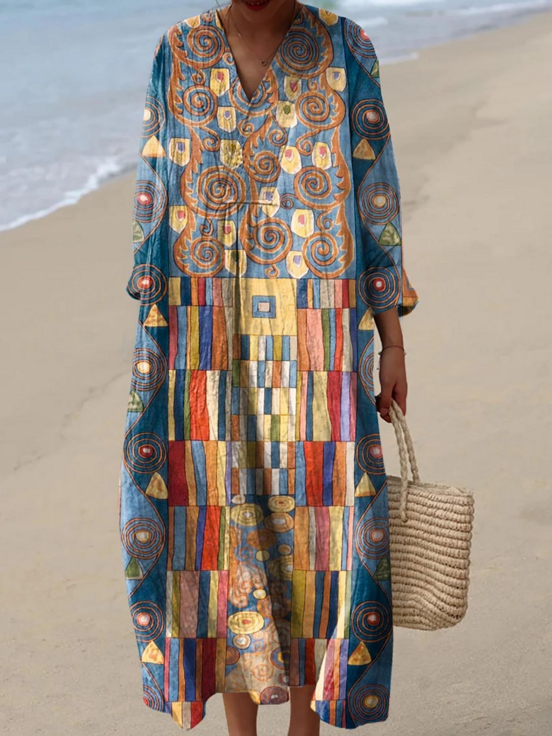 Vestido Feminino com Estampa Artística Abstrata de Padrão Geométrico