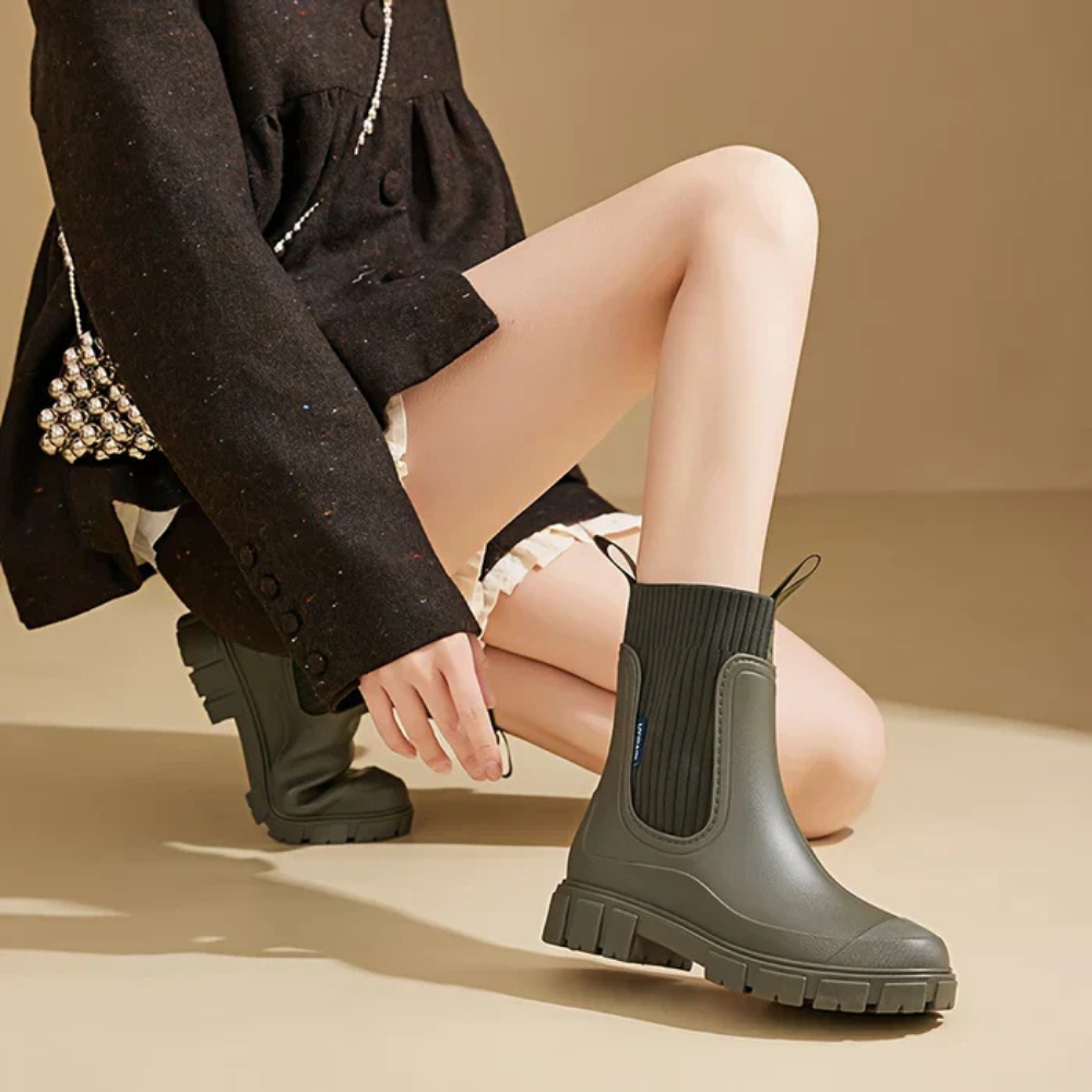 Irina – Botas de Borracha na Moda para Dias Chuvosos Estilosos