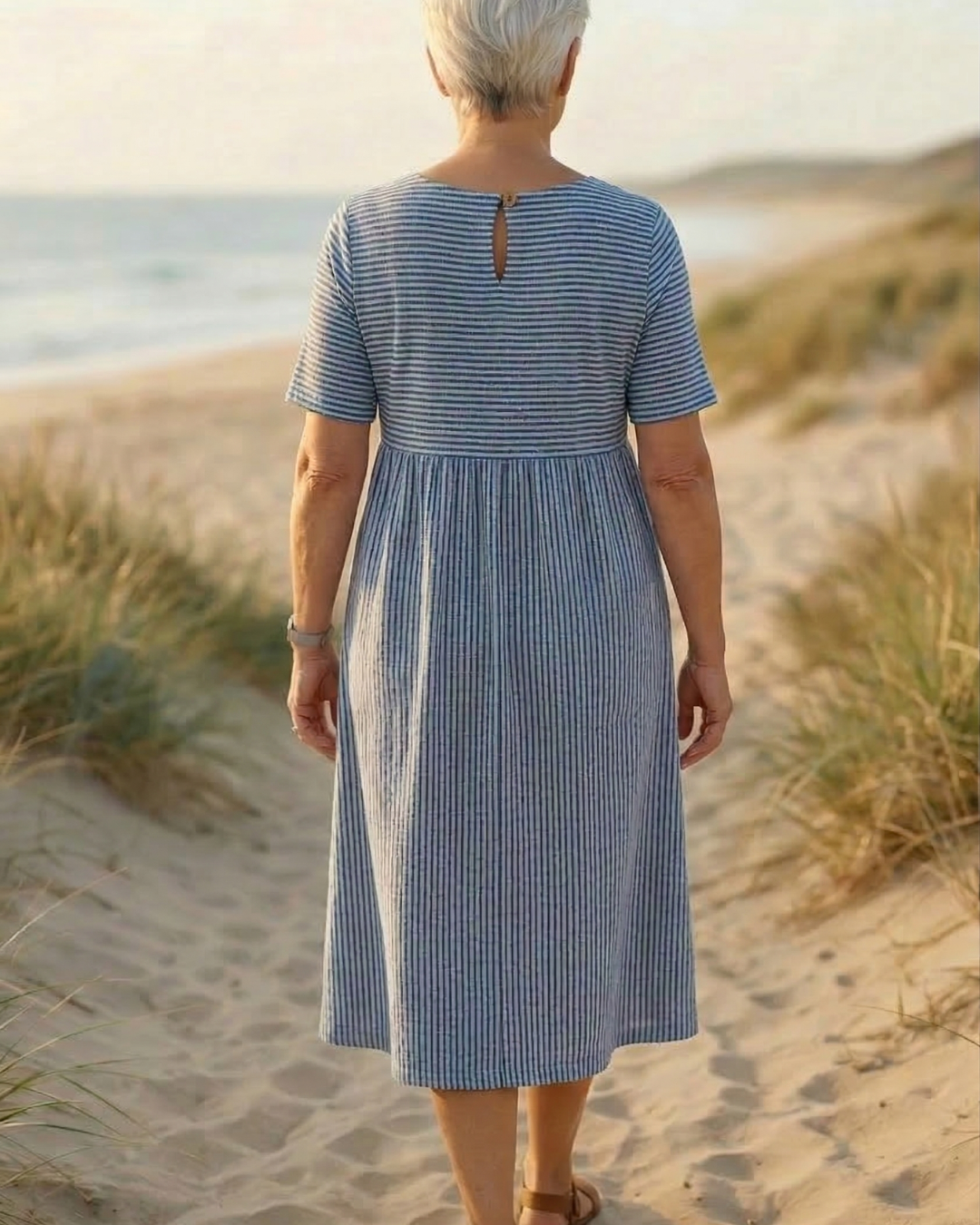 Brienne | Vestido Midi Listrado  Conforto Sem Esforço, Confiança Diária