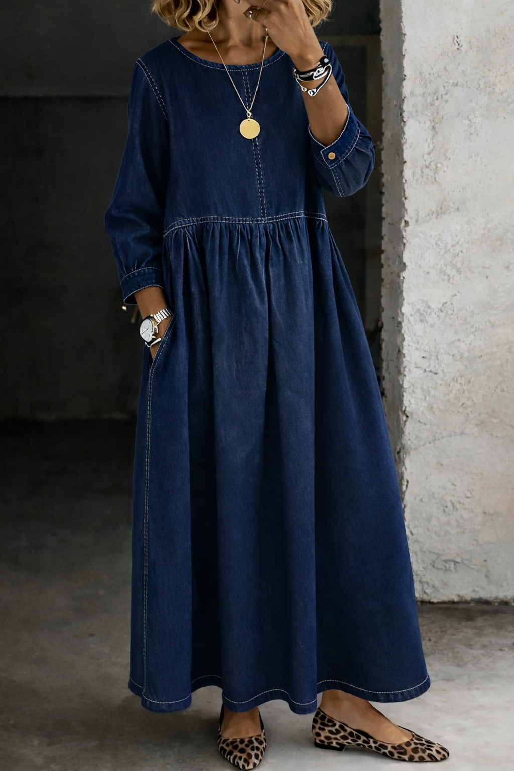Melissa | Vestido Jeans de Manga Longa com Decote Redondo