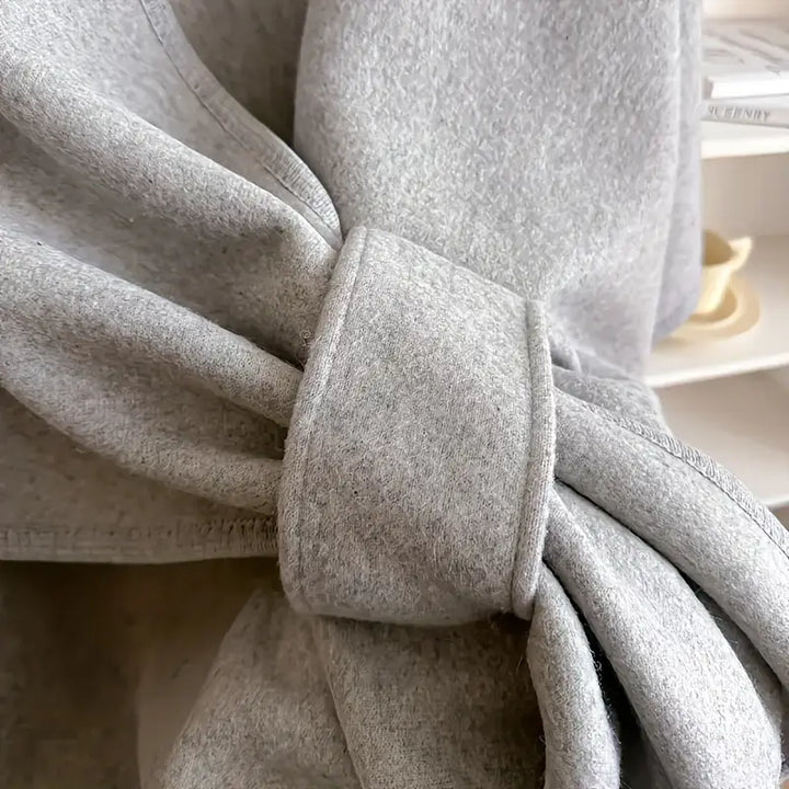 Auren Élise – Xale Luxuoso de Fleece Drapeado