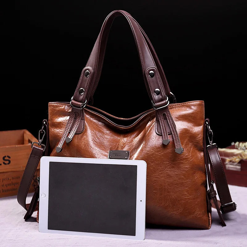 Aralyn - Bolsa Tote Macia e Refinada