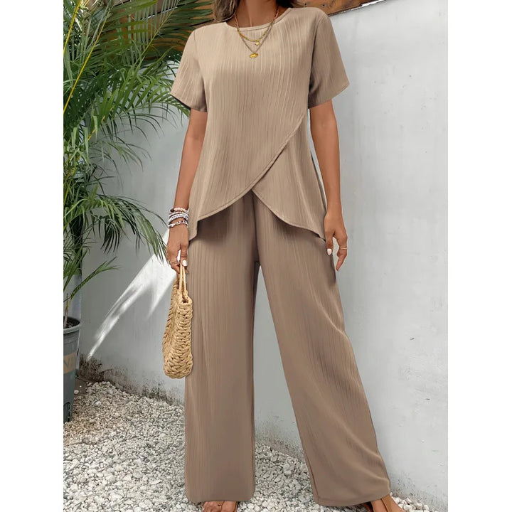 Conjunto Elegante e Suave Lorrina de Duas Peças | Blusa Assimétrica e Calça Confortável