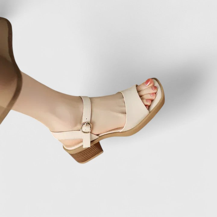 Calyssa | Sandálias Elegantes – Estilo Sem Esforço, Conforto o Dia Todo