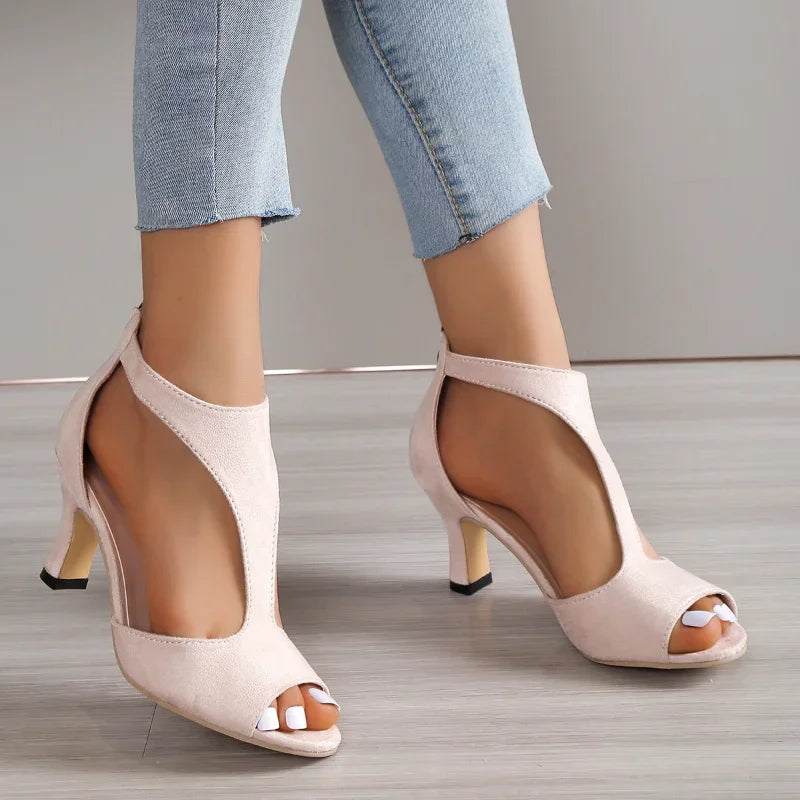 ALANA – Elegantes Sandálias de Salto com Laterais Abertas