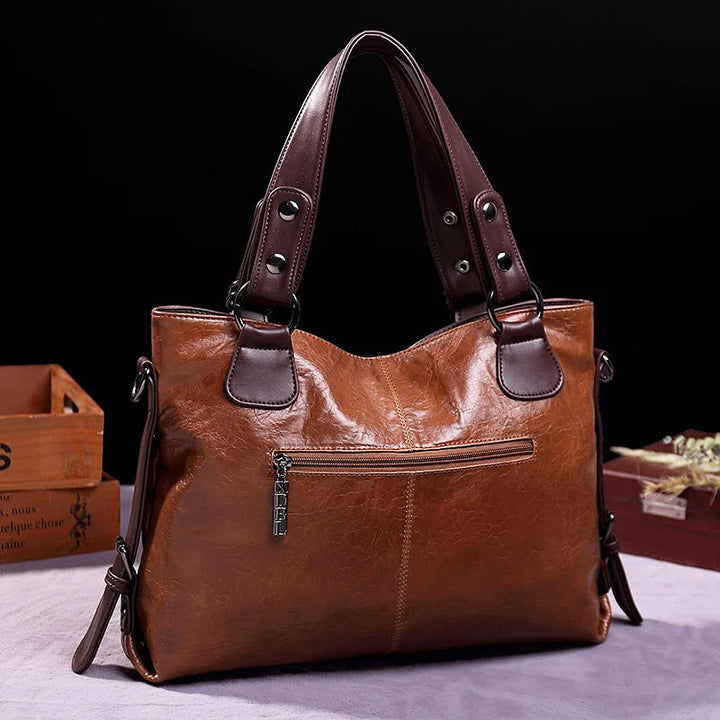 Aralyn - Bolsa Tote Macia e Refinada
