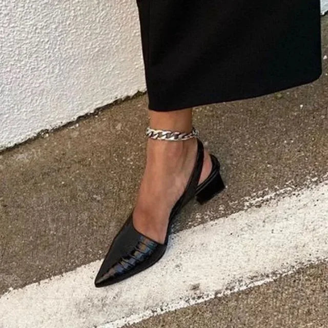 Magda® | Scarpins ortopédicos femininos com salto bloco e estampa de crocodilo