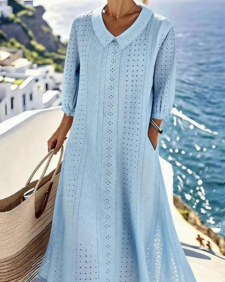 Vestido Baby Doll com Decote Vazado