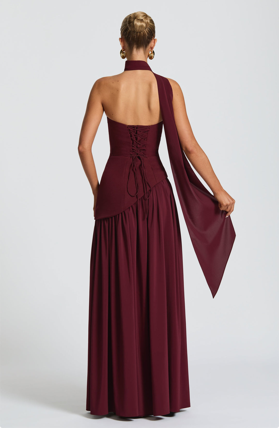 Vestido Longo Luxo Chic com Fenda