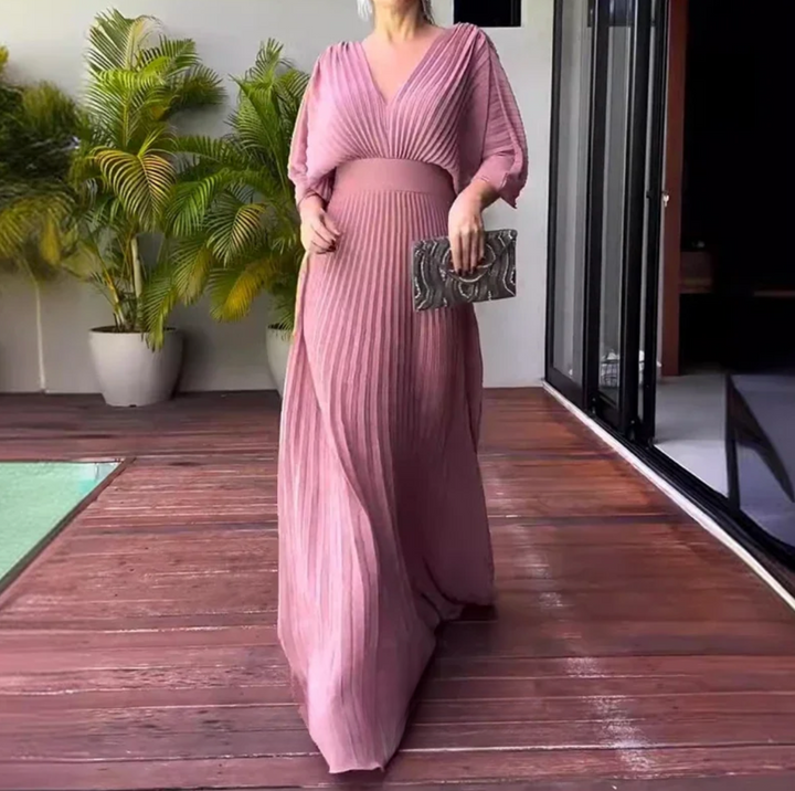 Greta | Vestido Maxi Plissado Flow – Onde a Leveza Encontra a Elegância
