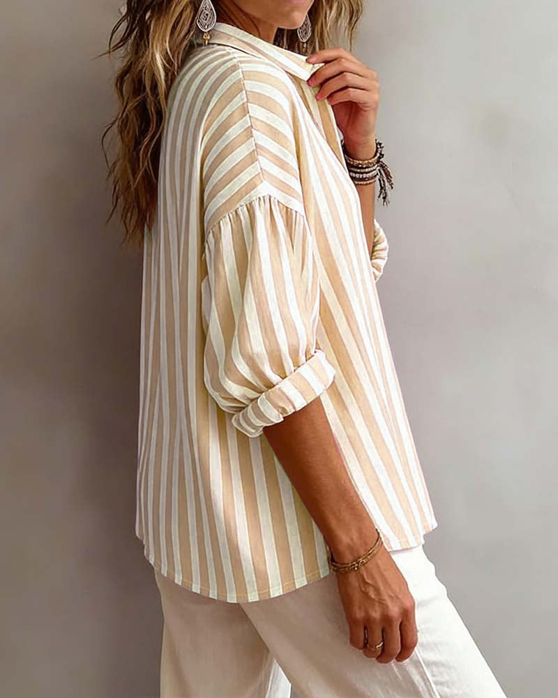 Nora | Blusa larga listrada com gola