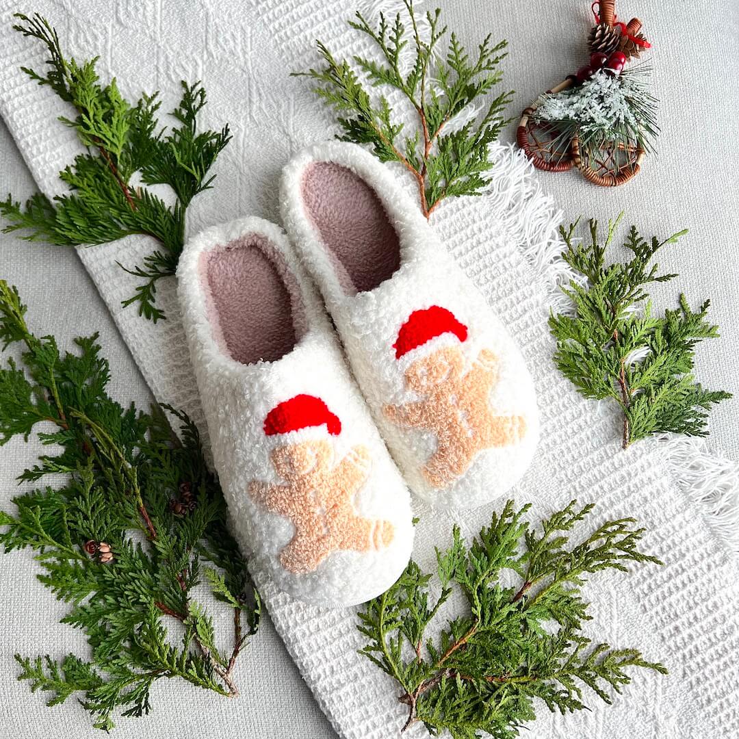 Jacob | Christmas Purse Free People Slippers