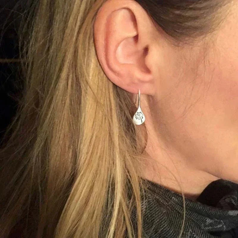 Romy | Silver Tone Leaf Earrings