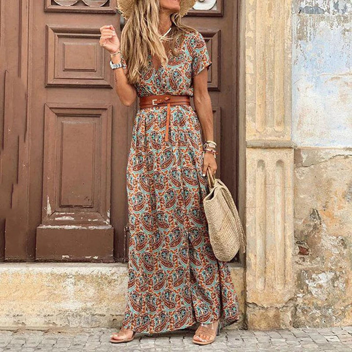 Vestido maxi no estilo Boho com estampa paisley e cinto