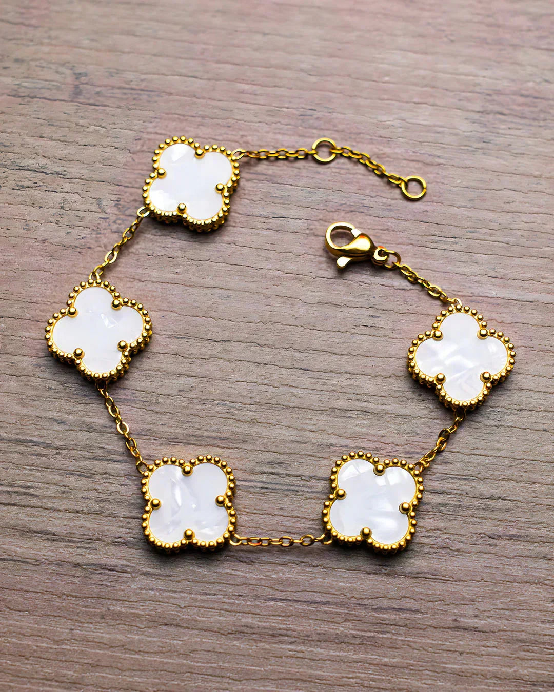 Noah | Gold Bracelet Clover Female & Accessories