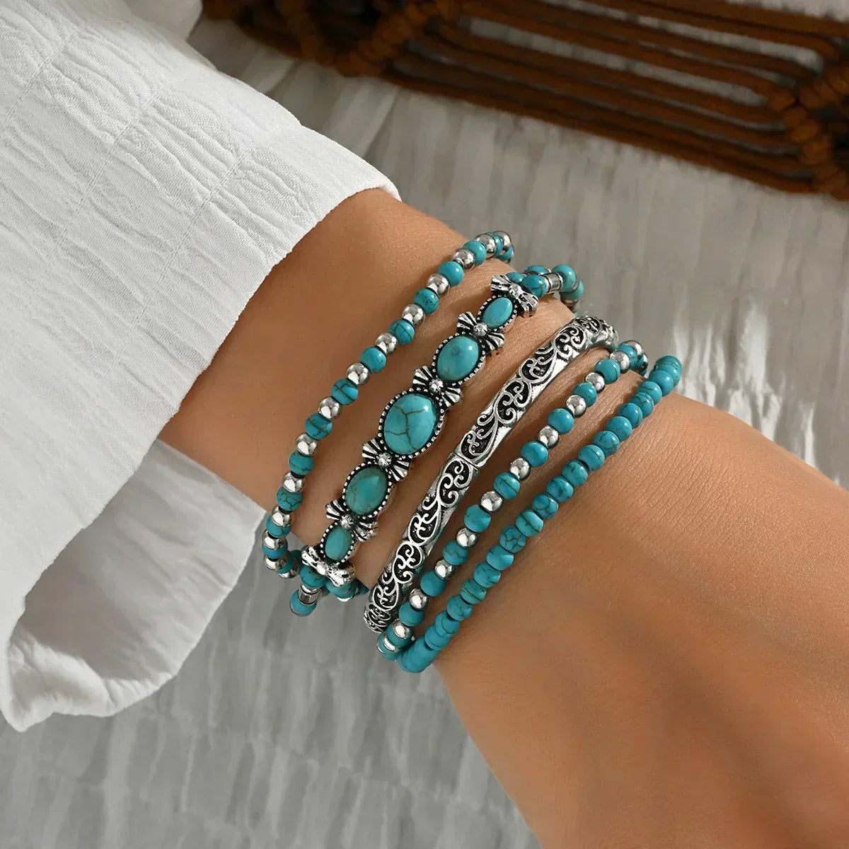 Olivia | Gold Bangle Bracelet Set