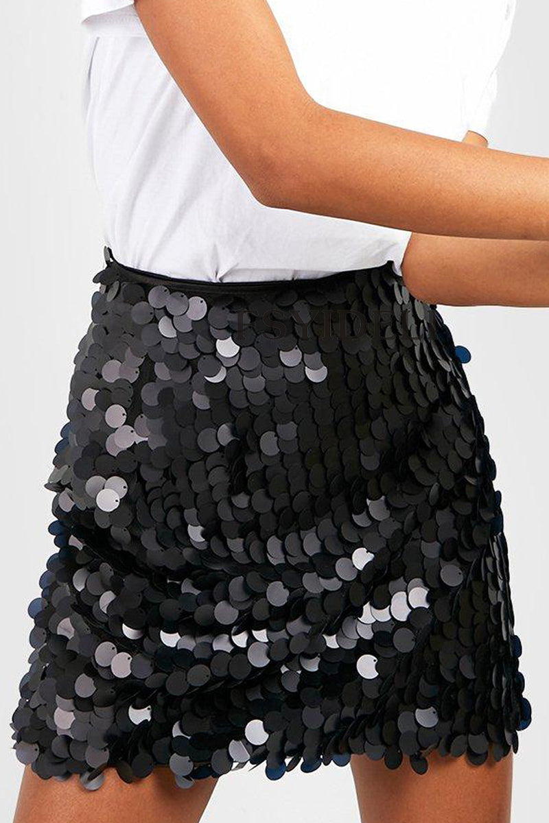 Olivia | Women In Skirt