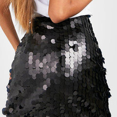 Olivia | Women In Skirt