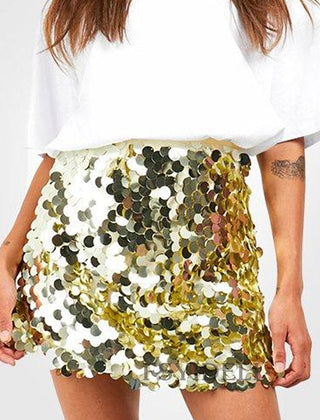Olivia | Women In Skirt