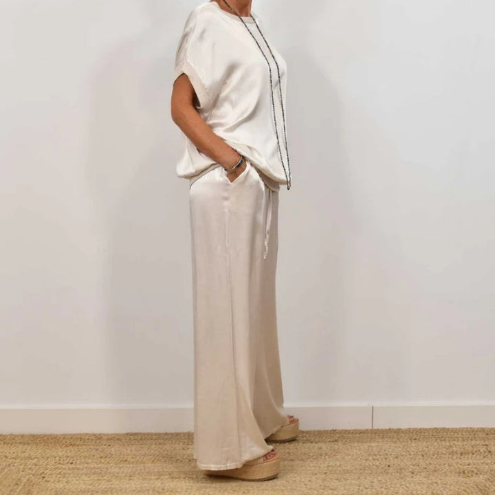 Conjunto Elegante Rita de Duas Peças | Blusa Fluida e Calça Pantalona