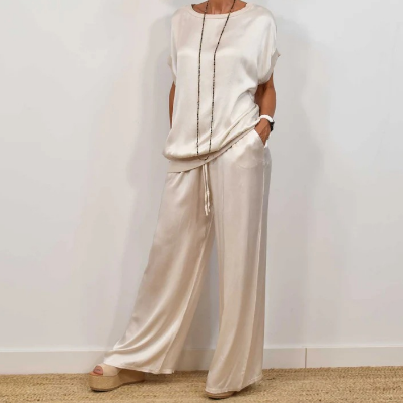 Conjunto Elegante Rita de Duas Peças | Blusa Fluida e Calça Pantalona