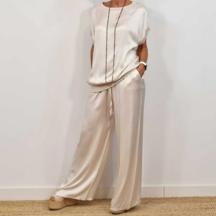 Conjunto Elegante Rita de Duas Peças | Blusa Fluida e Calça Pantalona